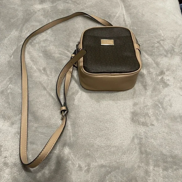 cross body purse Guess - Picture 3 of 3